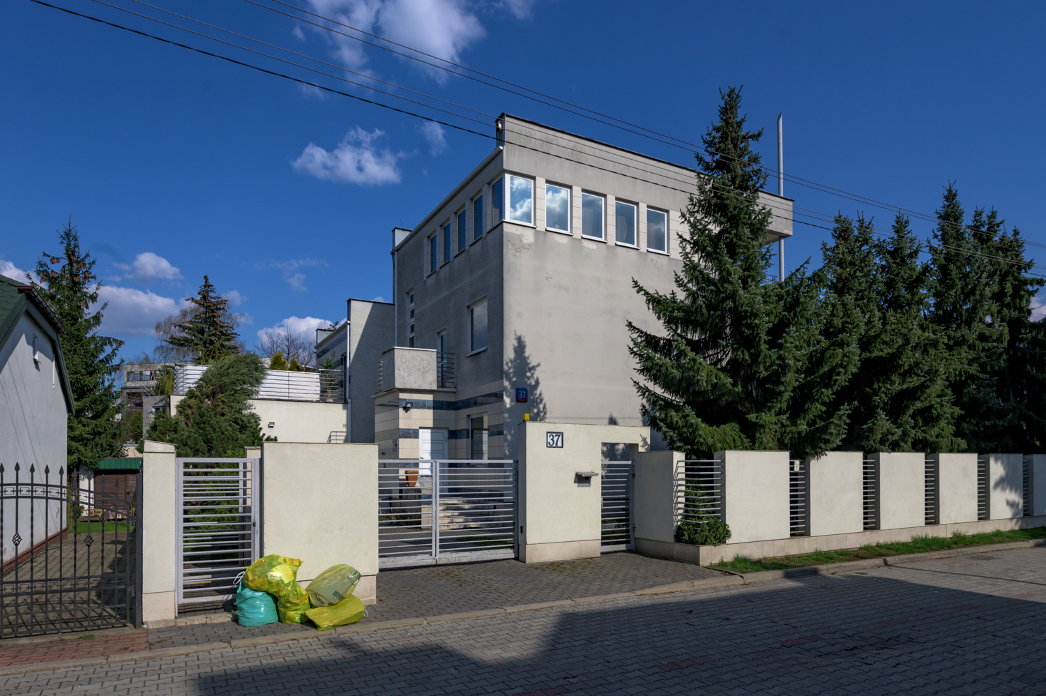 Zdjęcie architektury budynku Dom jednorodzinny